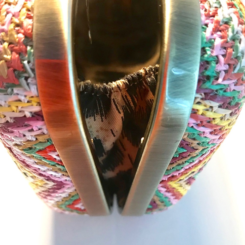 Multi Color Raffia Straw Clutch - Picture 3 of 9